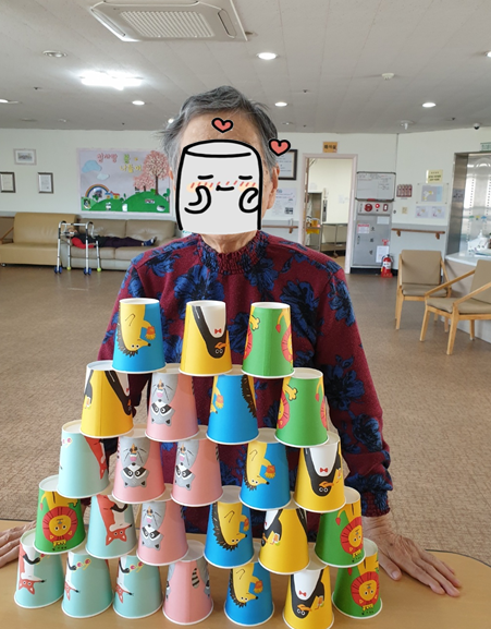 컵쌓기1.PNG